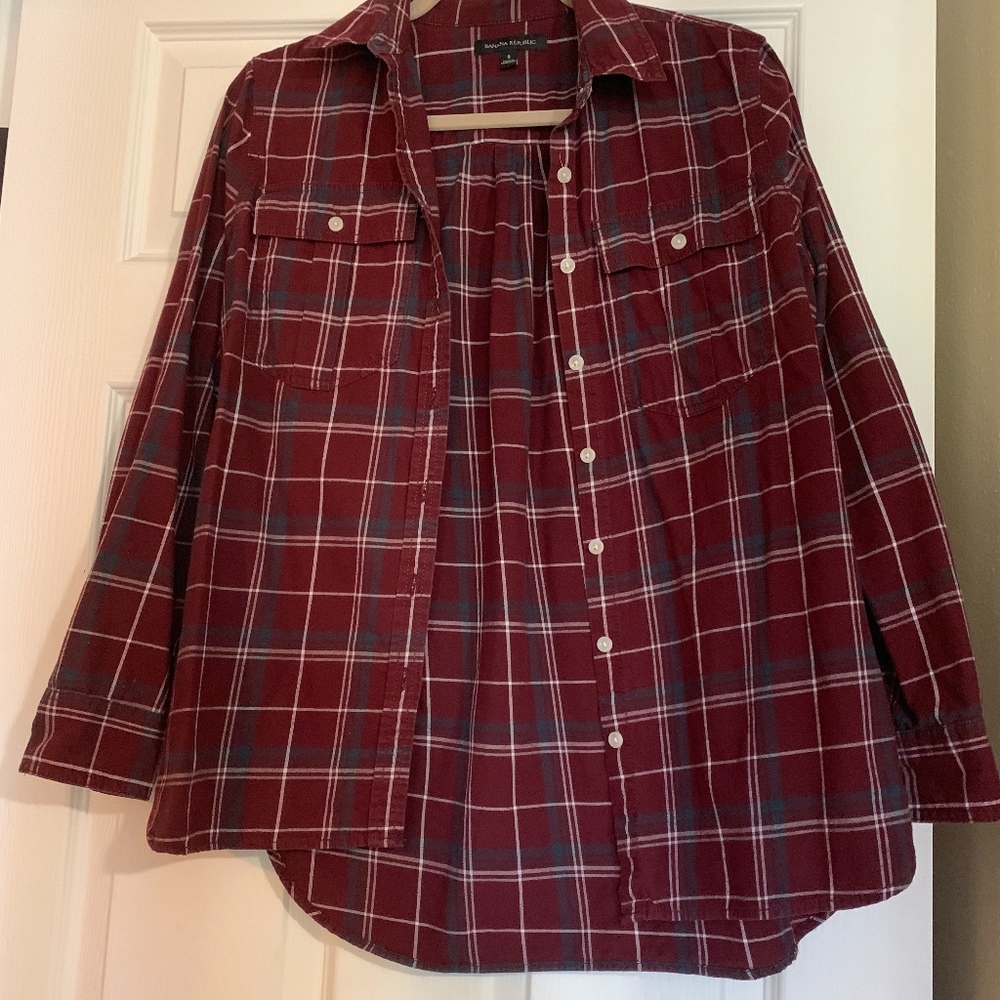 Banana Republic Button Down Shirt